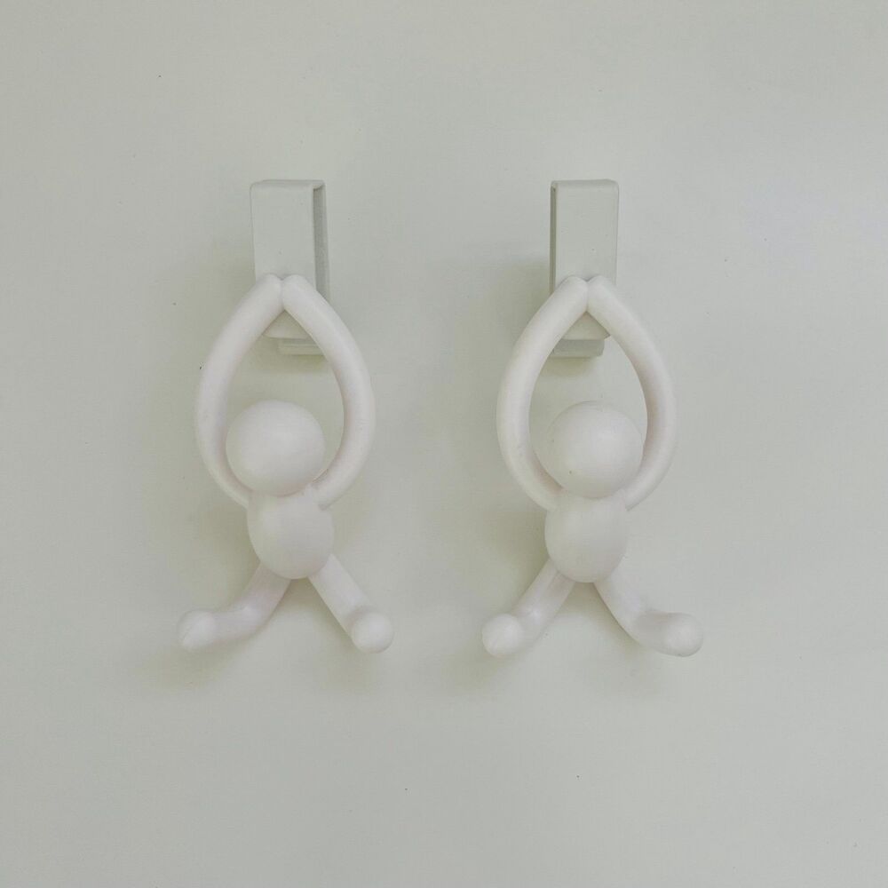 UMBRA White Over The Cabinet Hook Set